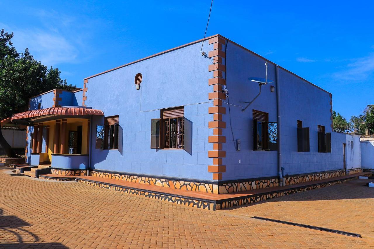 Jinja Grand Hotel Exterior foto